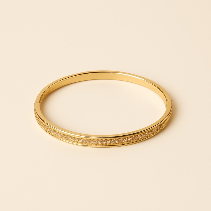 Gold-Plated Oval Semijoia Bracelet with Rhinestones – Elegant & Lightweight