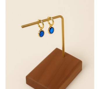 Boucles d'oreilles créoles en plaqué or et pierre bleue - Lupita Bijoux