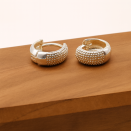 Boucles créoles argentées avec zircons – Élégance & éclat