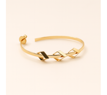 Half-Open Gold Oval Earrings with Diamond Cutouts