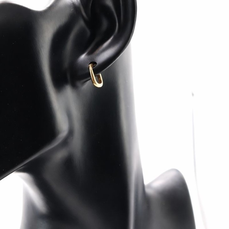 1cm Gold Plated Leafed Rectangle Hoop Earrings – Modern & Refined Style