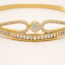 Bracelet Ovale Doré à Strass – Glamour et Éclat