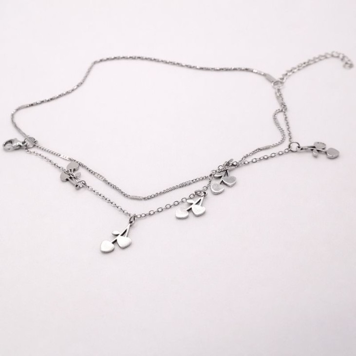 Bracelet argenté à pampilles cerises et chaînes fines